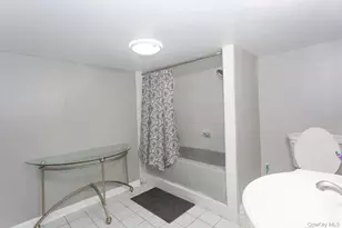 14 Walnut St, Wyandanch, NY 11798 - Photo 9