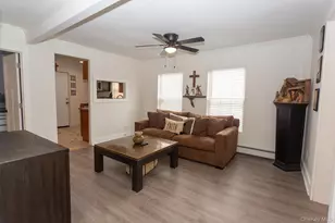 14 Walnut St, Wyandanch, NY 11798 - Photo 3