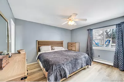 17 Groton Lane, Coram, NY 11727 - Photo 19