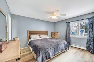 17 Groton Ln, Coram, NY 11727 - Photo 19