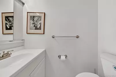 89 N Broadway #213, White Plains, NY 10603 - Photo 29