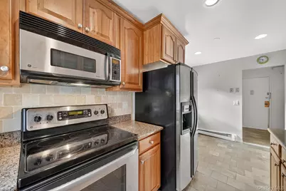 89 N Broadway #213, White Plains, NY 10603 - Photo 17