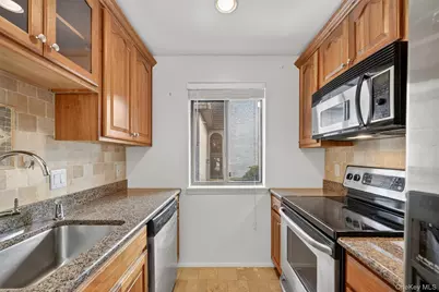 89 N Broadway #213, White Plains, NY 10603 - Photo 15