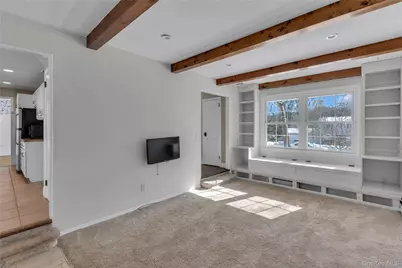 7 Flamingo Drive, Smithtown, NY 11787 - Photo 7