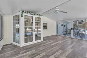 7 Flamingo Dr, Smithtown, NY 11787 - Photo 15