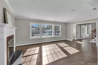 7 Flamingo Drive, Smithtown, NY 11787 - Photo 11