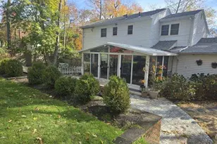 7 Flamingo Dr, Smithtown, NY 11787 - Photo 27