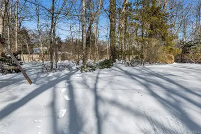 7 Flamingo Drive, Smithtown, NY 11787 - Photo 25