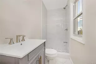 135-50 234th St, Rosedale, NY 11422 - Photo 21
