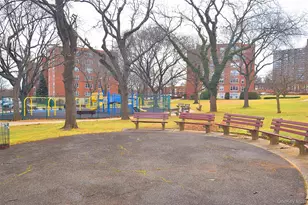 211-10 18th Ave, Bayside, NY 11360 - Photo 23