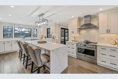 665 Mount Sinai Coram Road, Mount Sinai, NY 11766 - Photo 7