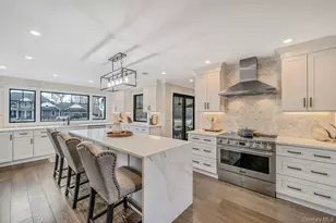 665 Mount Sinai-Coram Rd, Mount Sinai, NY 11766 - Photo 7