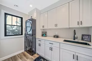 665 Mount Sinai-Coram Rd, Mount Sinai, NY 11766 - Photo 27