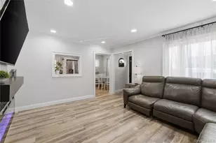 215 Monroe St, Franklin Square, NY 11010 - Photo 5