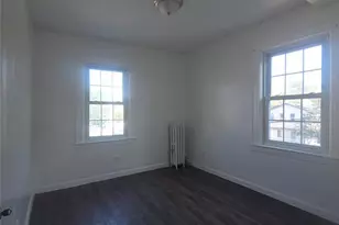 105-32 192nd St, Saint Albans, NY 11412 - Photo 7