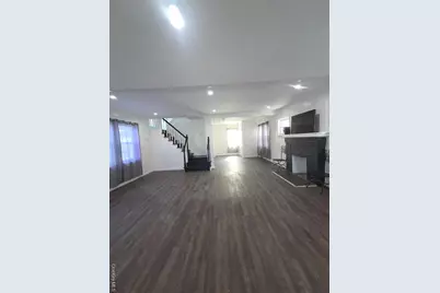 10532 192nd Street, Saint Albans, NY 11412 - Photo 3