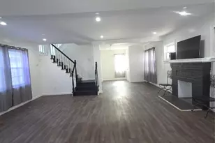 105-32 192nd St, Saint Albans, NY 11412 - Photo 3