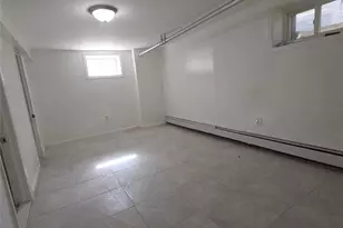 105-32 192nd St, Saint Albans, NY 11412 - Photo 13