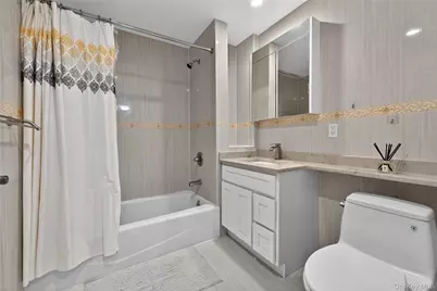 6538 Austin Street #5G, Rego Park, NY 11374 - Photo 7