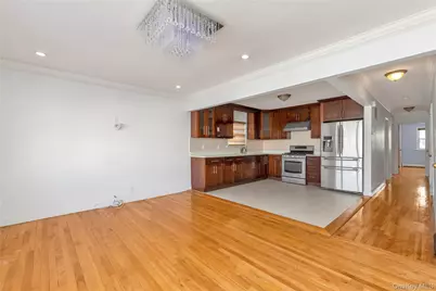 15040 16th Road, Whitestone, NY 11357 - Photo 3