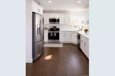 10 Silver Court, Ridge, NY 11961 - Photo 3