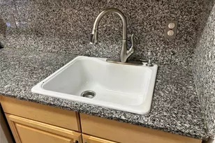 2 Secora Rd, Spring Valley, NY 10952 - Photo 5