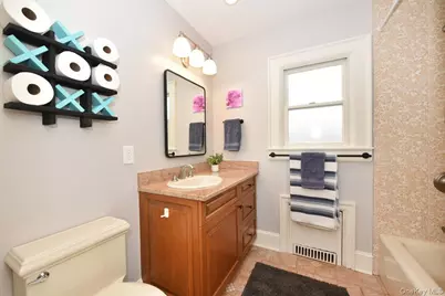 62 Hudson Road, Floral Park, NY 11001 - Photo 27