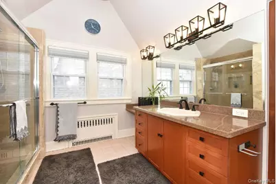 62 Hudson Road, Floral Park, NY 11001 - Photo 23