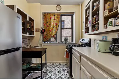 854 W 181st Street #4C, New York, NY 10033 - Photo 7