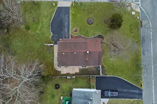 257 Southaven Ave, Medford, NY 11763 - Photo 3