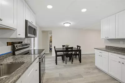 257 Southaven Avenue, Medford, NY 11763 - Photo 13