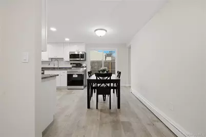 257 Southaven Avenue, Medford, NY 11763 - Photo 11