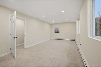 257 Southaven Avenue, Medford, NY 11763 - Photo 23