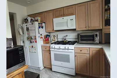 458 Mariners Way #458, Copiague, NY 11726 - Photo 3