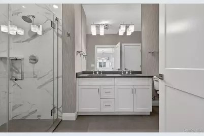 28301 Spruce Pond Circle, Plainview, NY 11803 - Photo 25