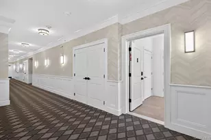 28301 Spruce Pond Cir, Plainview, NY 11803 - Photo 5