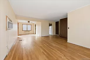 2 McLeod St, Massapequa Park, NY 11762 - Photo 5