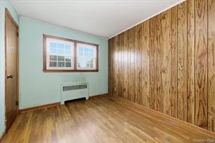 2 McLeod St, Massapequa Park, NY 11762 - Photo 9