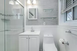 1 Toms Point Ln, Port Washington, NY 11050 - Photo 13