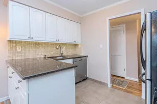 1 Toms Point Ln, Port Washington, NY 11050 - Photo 9