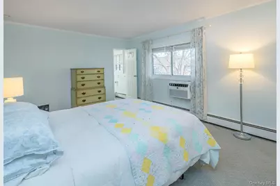 1 Toms Point Lane #6 i, Port Washington, NY 11050 - Photo 11