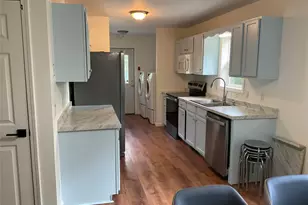 35 Mohawk Cir, Ferndale, NY 12734 - Photo 3