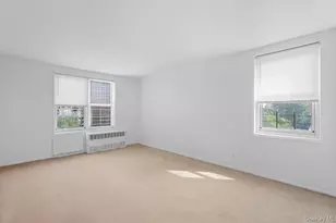 6601 Burns Street Burns, Rego Park, NY 11374 - Photo 7