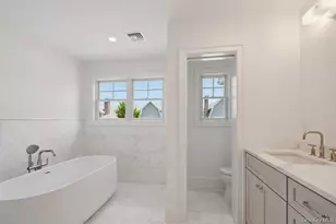 48 Plainview Rd, Woodbury, NY 11797 - Photo 29