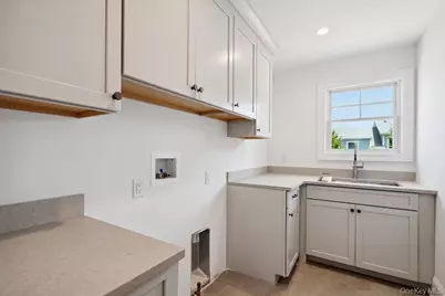 48 Plainview Road, Woodbury, NY 11797 - Photo 39