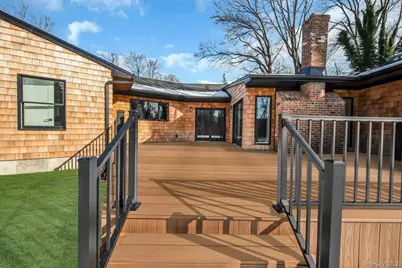 4 Northwood Court, Woodbury, NY 11797 - Photo 33