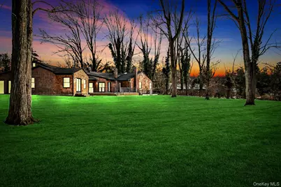 4 Northwood Court, Woodbury, NY 11797 - Photo 35