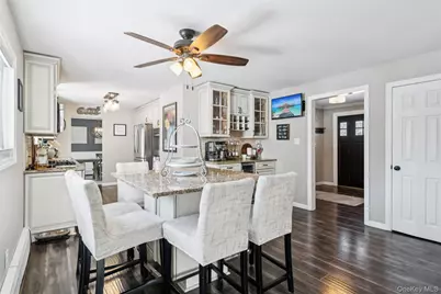 7 Gary Street, Port Jefferson Station, NY 11776 - Photo 15