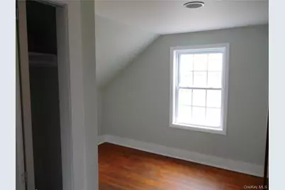 77 N Phillips Avenue, Speonk, NY 11972 - Photo 11