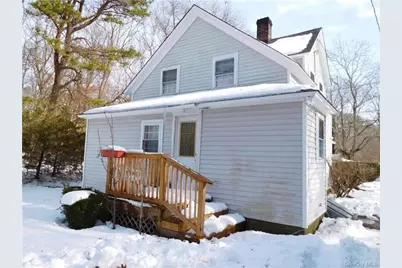 77 N Phillips Avenue, Speonk, NY 11972 - Photo 3